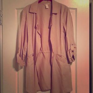 *hardly worn* light pink jacket